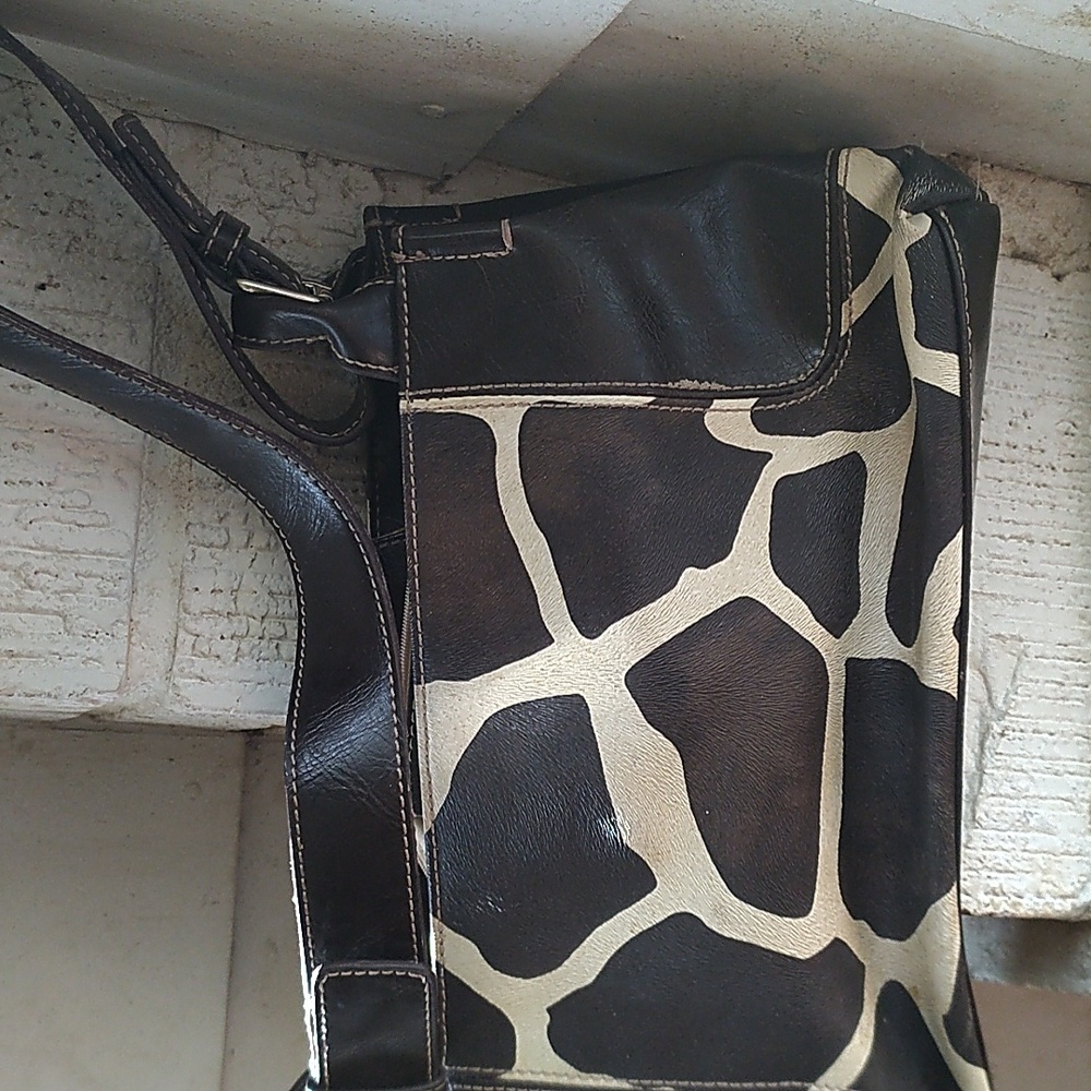 Ladies leather handbag nine and company